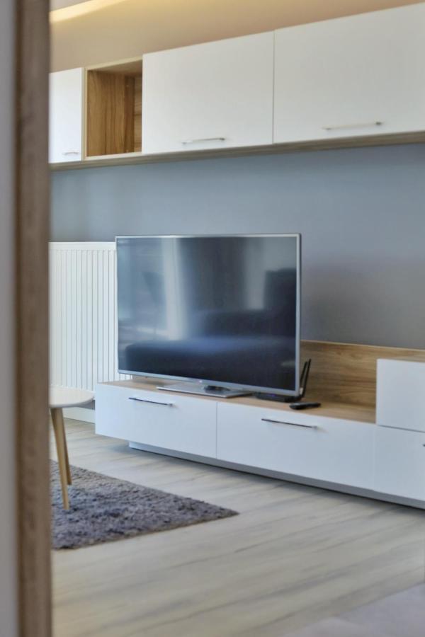 Capital Towers - Apartament Green Z Widokiem Na Rzeke Rzeszów Extérieur photo