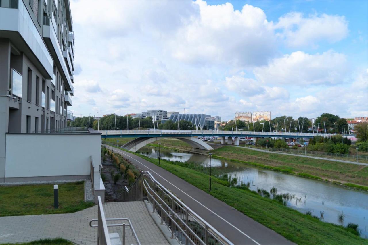 Capital Towers - Apartament Green Z Widokiem Na Rzeke Rzeszów Extérieur photo
